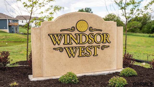 18459 Rose Lane Road, Gretna, NE 68136