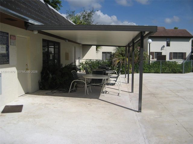 8853 SW 112 PL, Miami, FL 33176