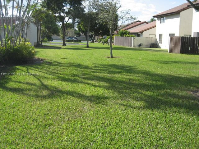 8853 SW 112 PL, Miami, FL 33176