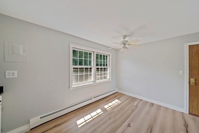 777 Washington St F, Canton, MA 02021