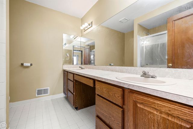 48430 Montelepre Drive, Shelby Twp, MI 48315