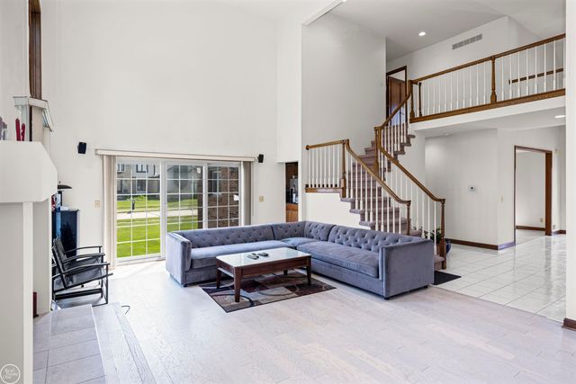 48430 Montelepre Drive, Shelby Twp, MI 48315