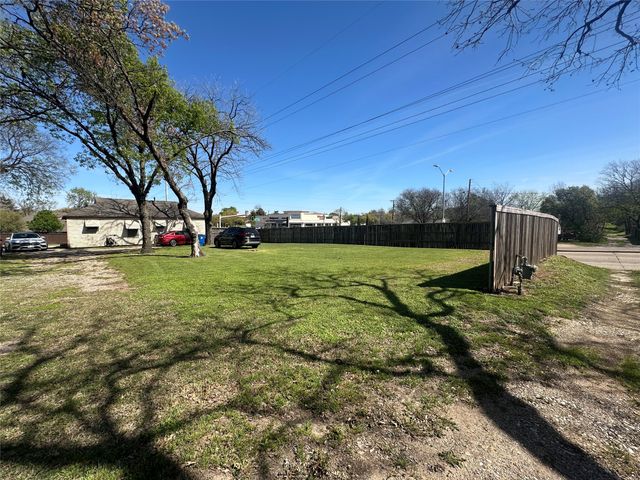 6922 Forney Road, Dallas, TX 75227