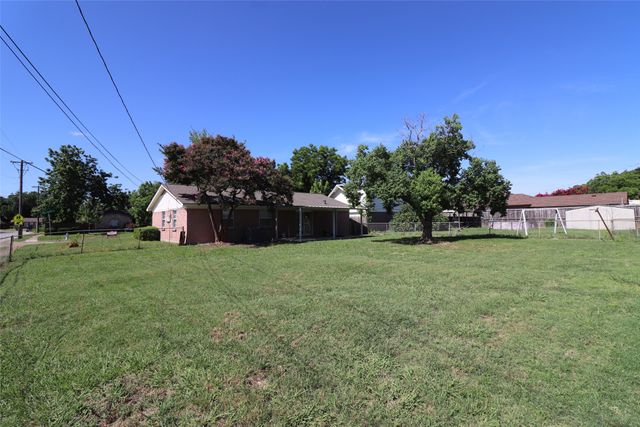 517 Bay Shore Drive, Garland, TX 75040