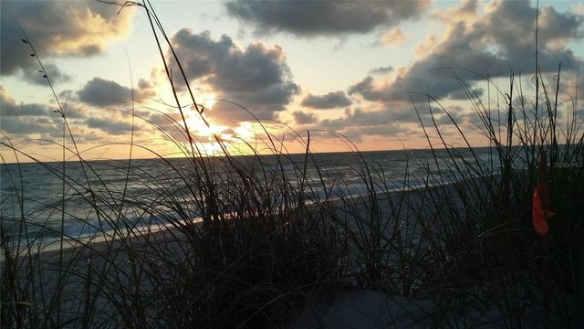 2101 SW TRAFALGAR PARKWAY, Cape Coral, FL 33991