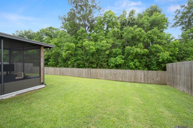 13726 Acacia Ct, Denham Springs, LA 70726