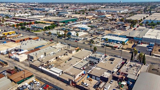 16911 S Broadway, Gardena, CA 90248