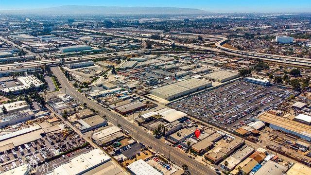 16911 S Broadway, Gardena, CA 90248