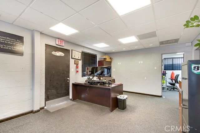 16911 S Broadway, Gardena, CA 90248