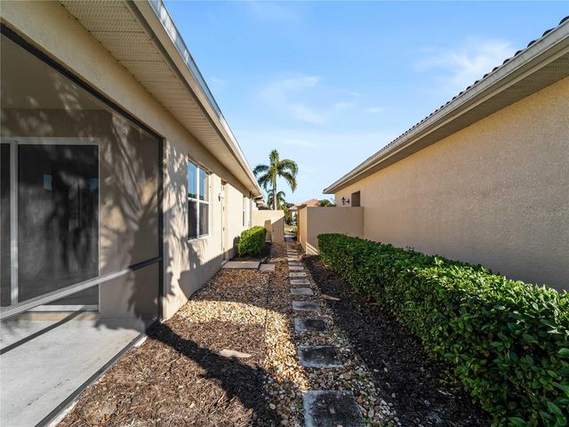 102 MESTRE COURT, North Venice, FL 34275