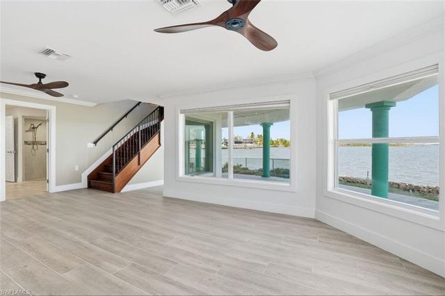 266 Curlew ST, Fort Myers Beach, FL 33931