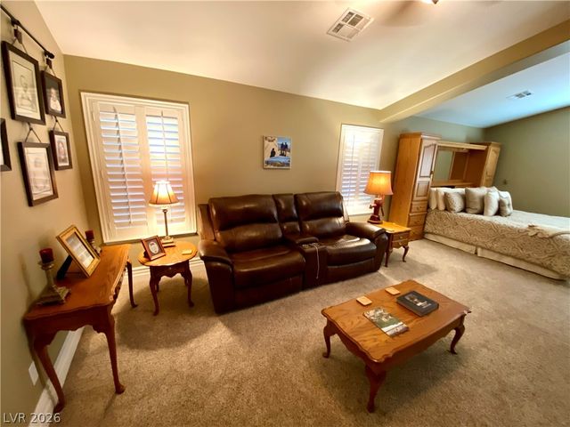 5909 Glenmere Avenue, Las Vegas, NV 89131