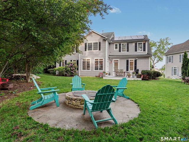 28 Walnut Ridge Lane, Stamford, CT 06905