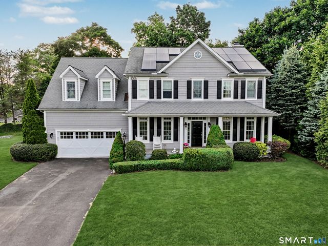 28 Walnut Ridge Lane, Stamford, CT 06905