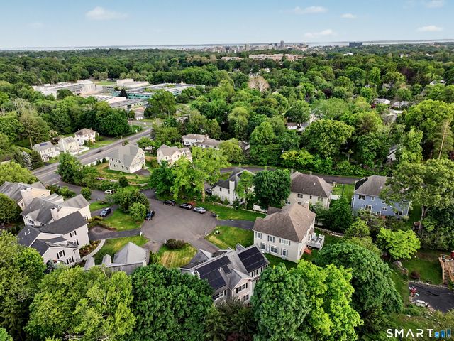 28 Walnut Ridge Lane, Stamford, CT 06905