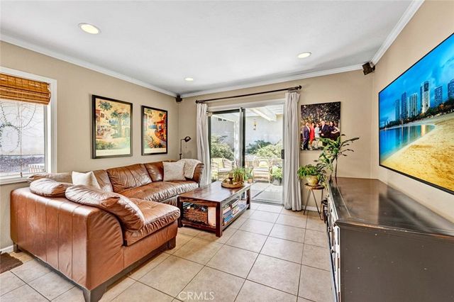 15 Whistling Swan, Irvine, CA 92604