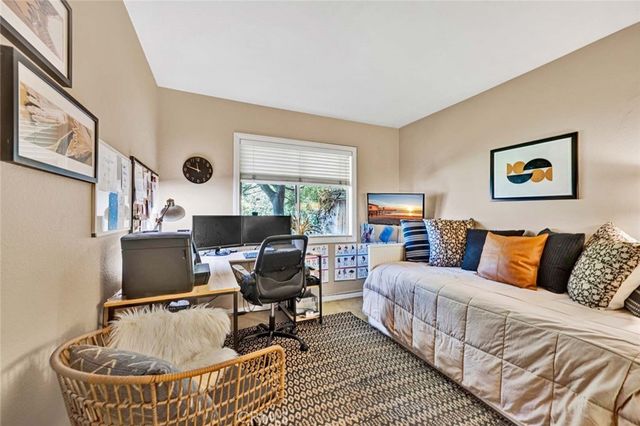 15 Whistling Swan, Irvine, CA 92604
