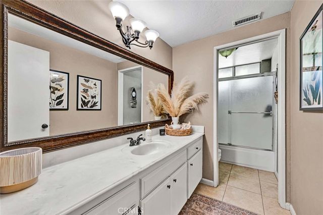 15 Whistling Swan, Irvine, CA 92604