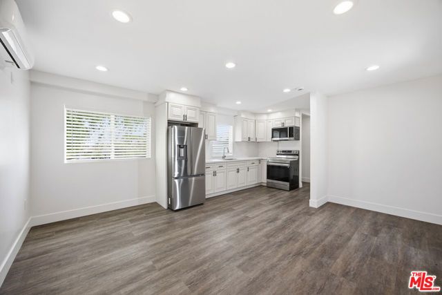 11262 Venice Boulevard, Culver City, CA 90230