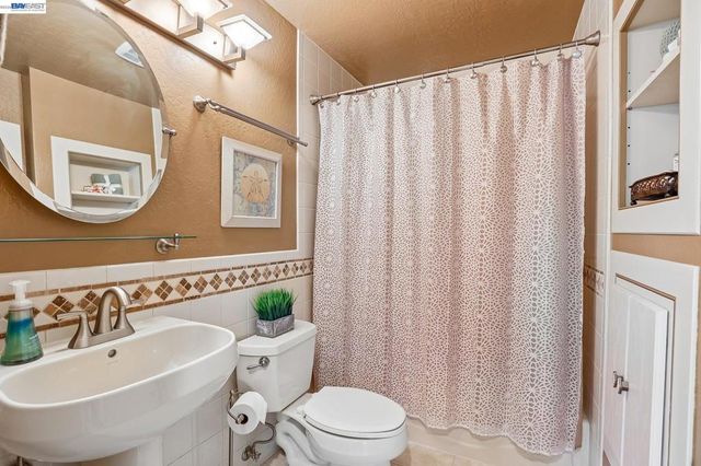 5538 Charlotte Way, Livermore, CA 94550