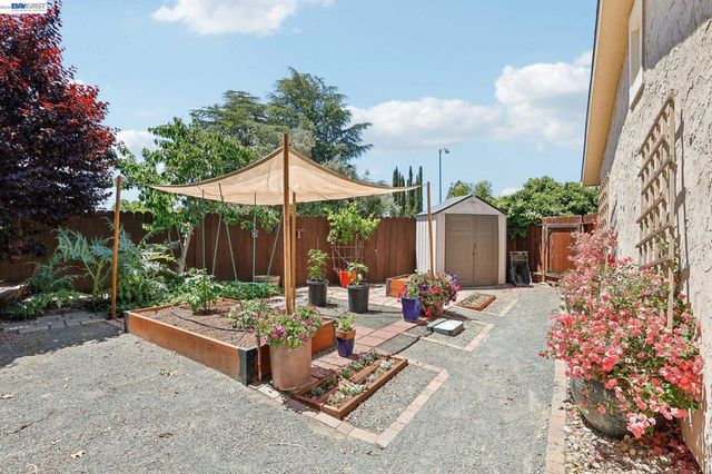 5538 Charlotte Way, Livermore, CA 94550