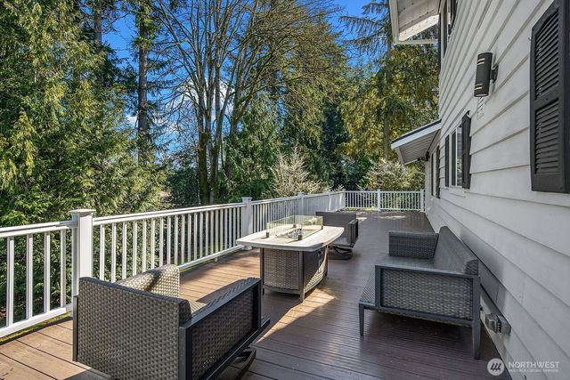 2650 79th Avenue NE, Medina, WA 98039