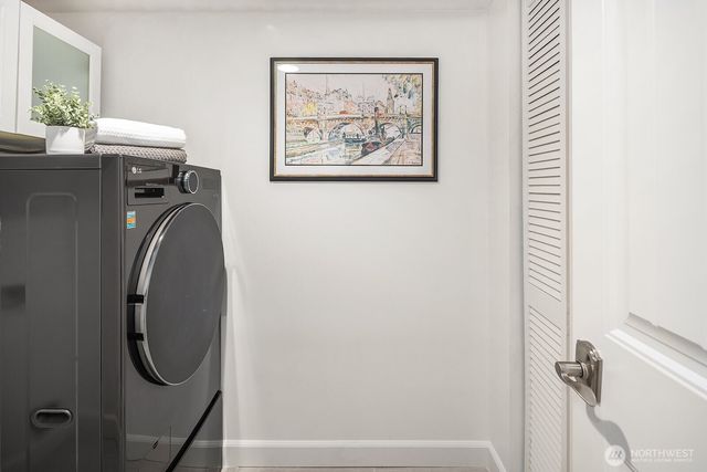 2650 79th Avenue NE, Medina, WA 98039