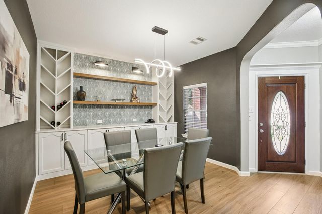 17226 Elverson Oaks Drive, Tomball, TX 77377