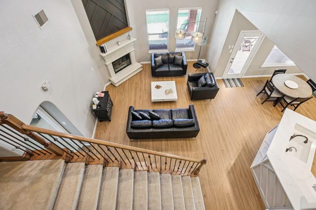 17226 Elverson Oaks Drive, Tomball, TX 77377