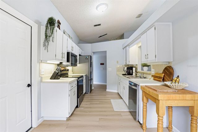 3567 DEER RUN S, Palm Harbor, FL 34684