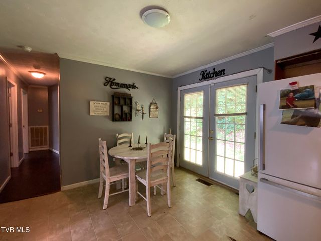 133 Knights Ii, Rogersville, TN 37857