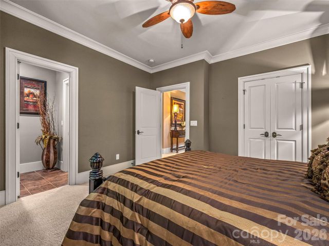 161 Chattooga Run, Hendersonville, NC 28739