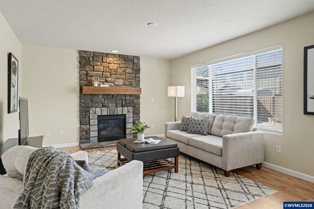 218 Derby St SE, Albany, OR 97322