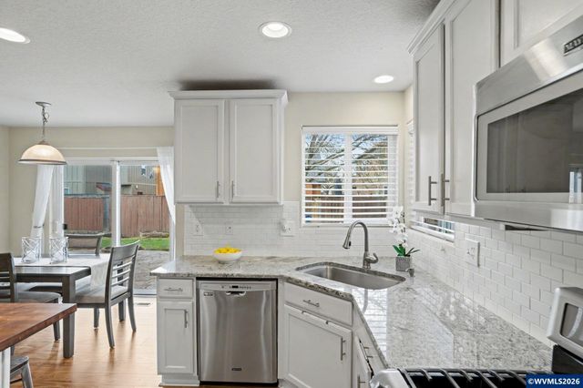 218 Derby St SE, Albany, OR 97322