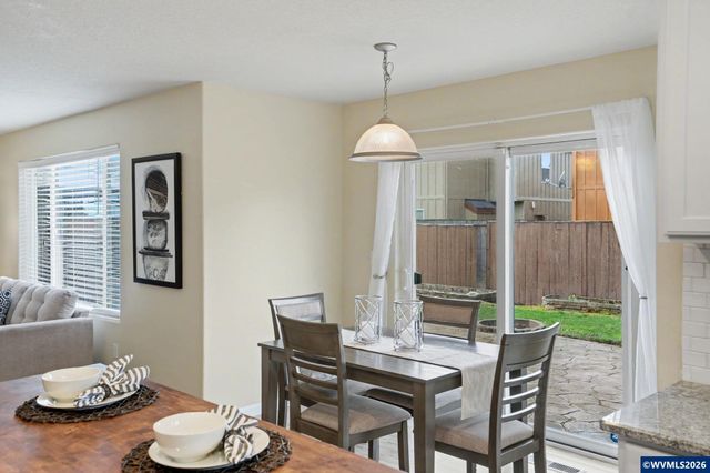 218 Derby St SE, Albany, OR 97322