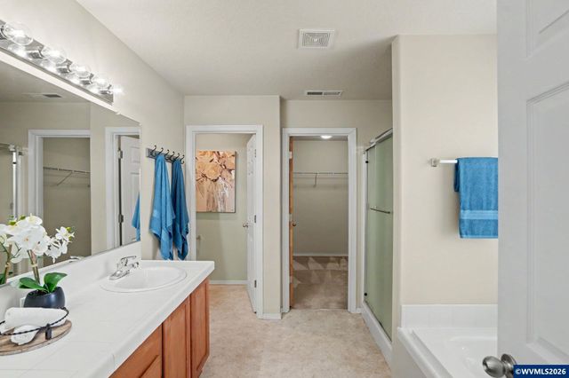 218 Derby St SE, Albany, OR 97322