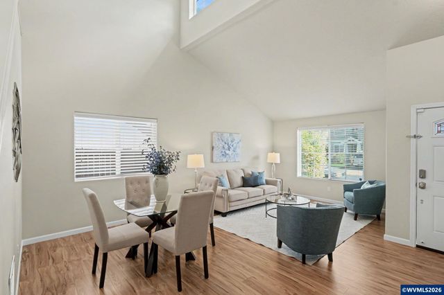 218 Derby St SE, Albany, OR 97322