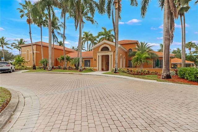 1275 Wildwood Lakes BLVD # 103, Naples, FL 34104