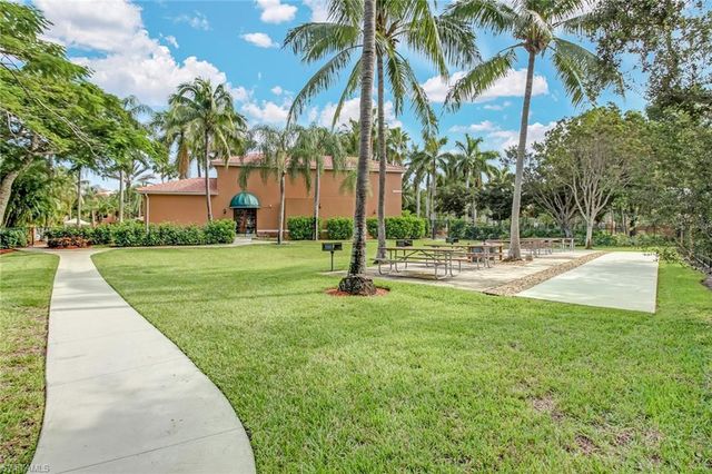 1275 Wildwood Lakes BLVD # 103, Naples, FL 34104