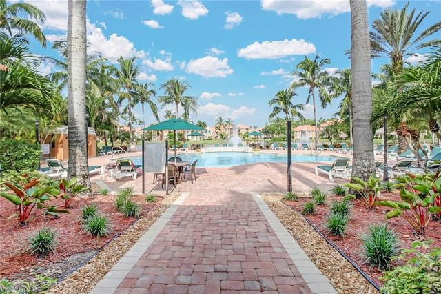 1275 Wildwood Lakes BLVD # 103, Naples, FL 34104