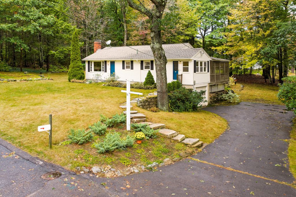 21 Carmichael Avenue, Falmouth, ME 04105 — photo 2