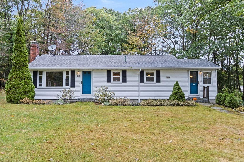 21 Carmichael Avenue, Falmouth, ME 04105 — photo 4