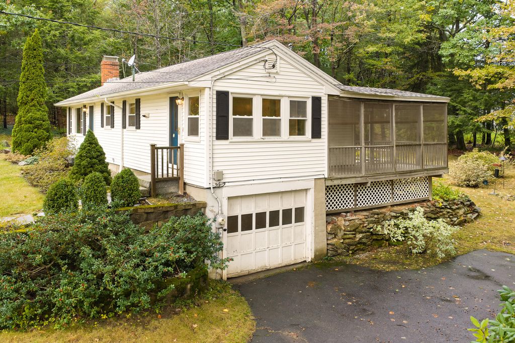 21 Carmichael Avenue, Falmouth, ME 04105 — photo 5