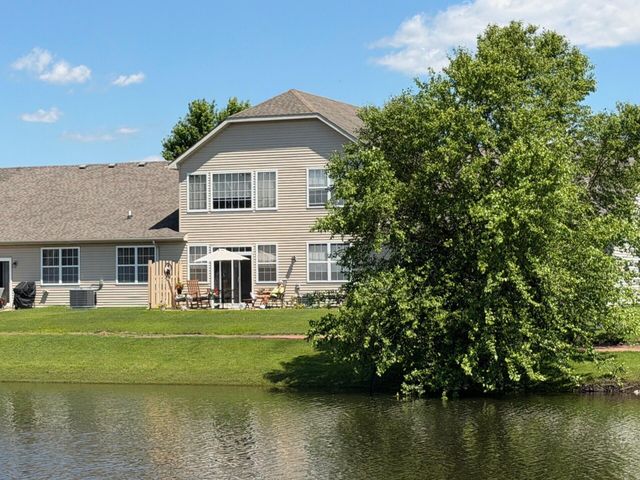 1245 Auburn Meadow Lane, Schererville, IN 46375