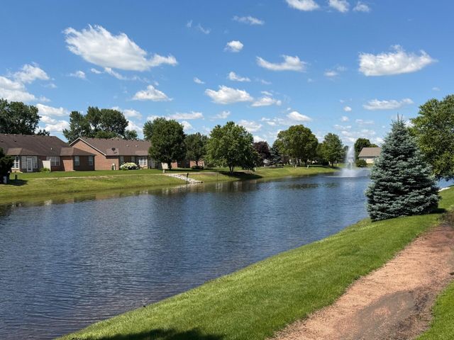 1245 Auburn Meadow Lane, Schererville, IN 46375
