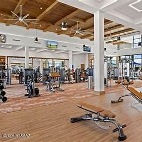 1915 N Banneker Lane, Green Valley, AZ 85614