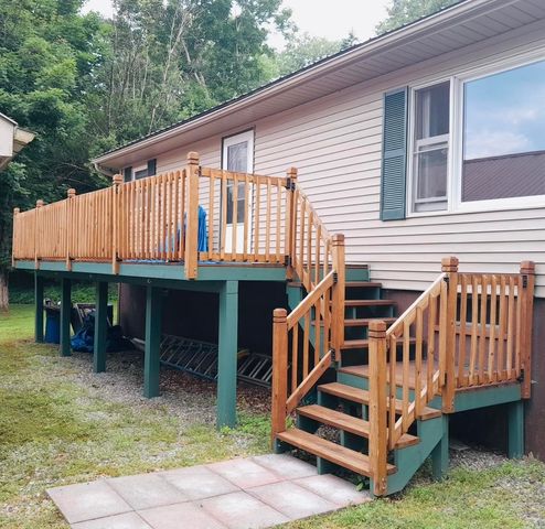 624 Breezy Hill Road, Barton, VT 05822