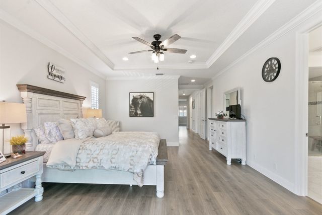 15862 Binks Pointe Terrace, Wellington, FL 33414