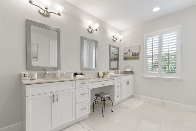 15862 Binks Pointe Terrace, Wellington, FL 33414