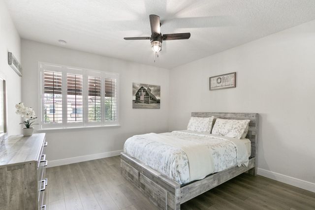 15862 Binks Pointe Terrace, Wellington, FL 33414